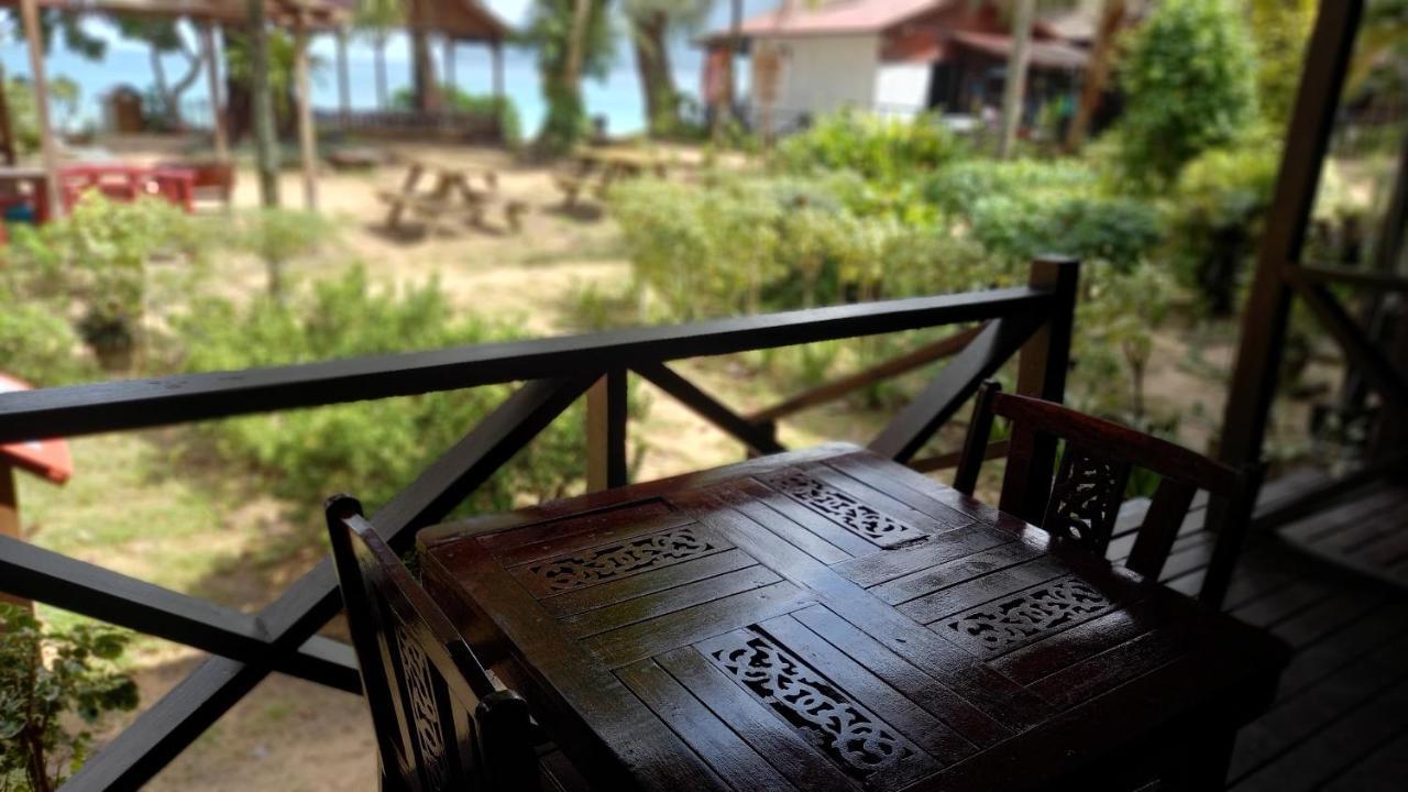 Swiss Cottage Tioman Kampong Ayer Batang ภายนอก รูปภาพ