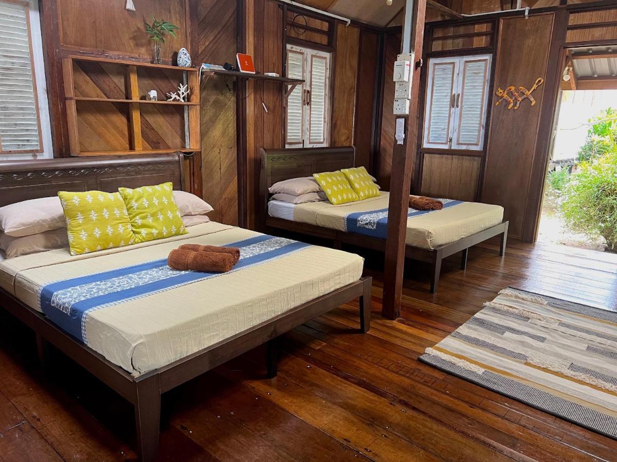 Swiss Cottage Tioman Kampong Ayer Batang ภายนอก รูปภาพ