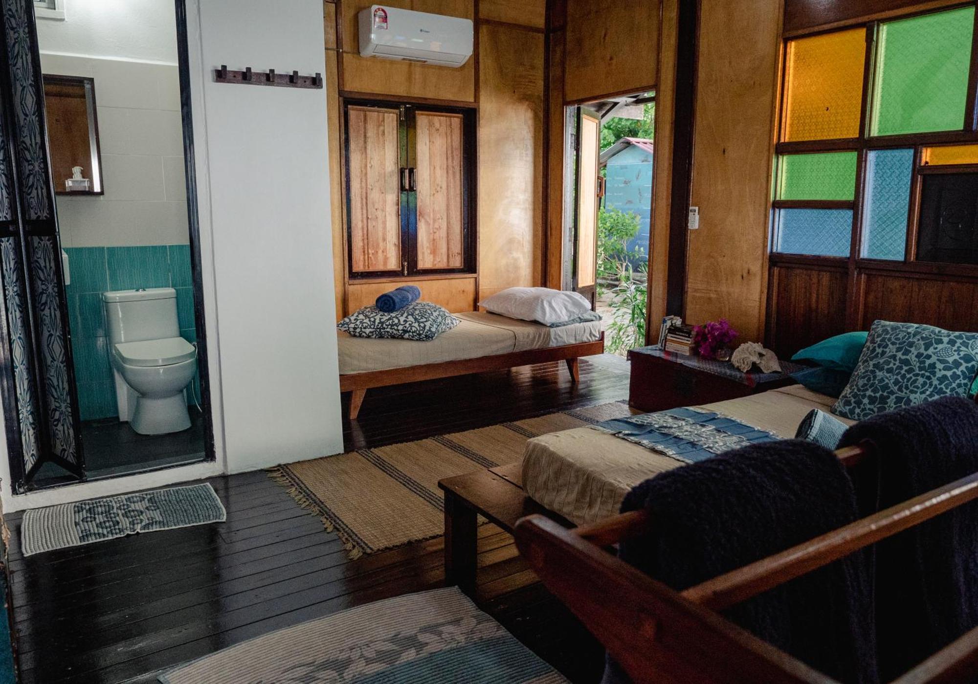Swiss Cottage Tioman Kampong Ayer Batang ภายนอก รูปภาพ